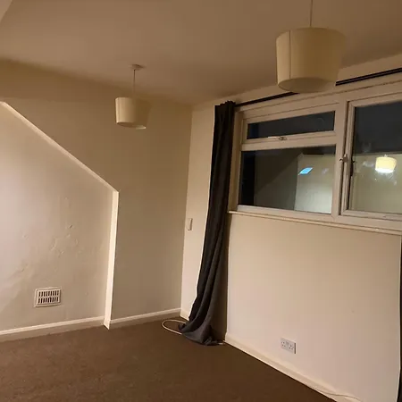 Double Bed Near Centre *